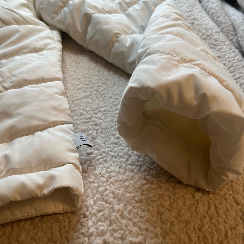 Gap Lightweight, Puffer Jacket - image 5